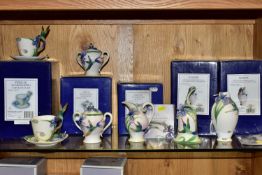 NINE PIECES OF FRANZ PORCELAIN 'HUMMINGBIRD' TEA AND GIFT WARES, of which six are boxed,