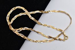 A BI-COLOUR PLAITED CHAIN NECKLACE, flat articulated plait chain comprising of two yellow and one