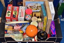 A BOX OF VINTAGE ADVERTISING, TINS AND OTHER PACKAGING, to include a 1966 World Cup Willie's