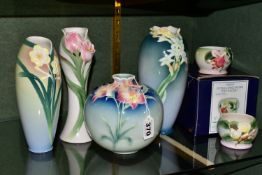 SIX PIECES OF FRANZ PORCELAIN, comprising a boxed Fuchsia candle holder with tea light FZ00515, a
