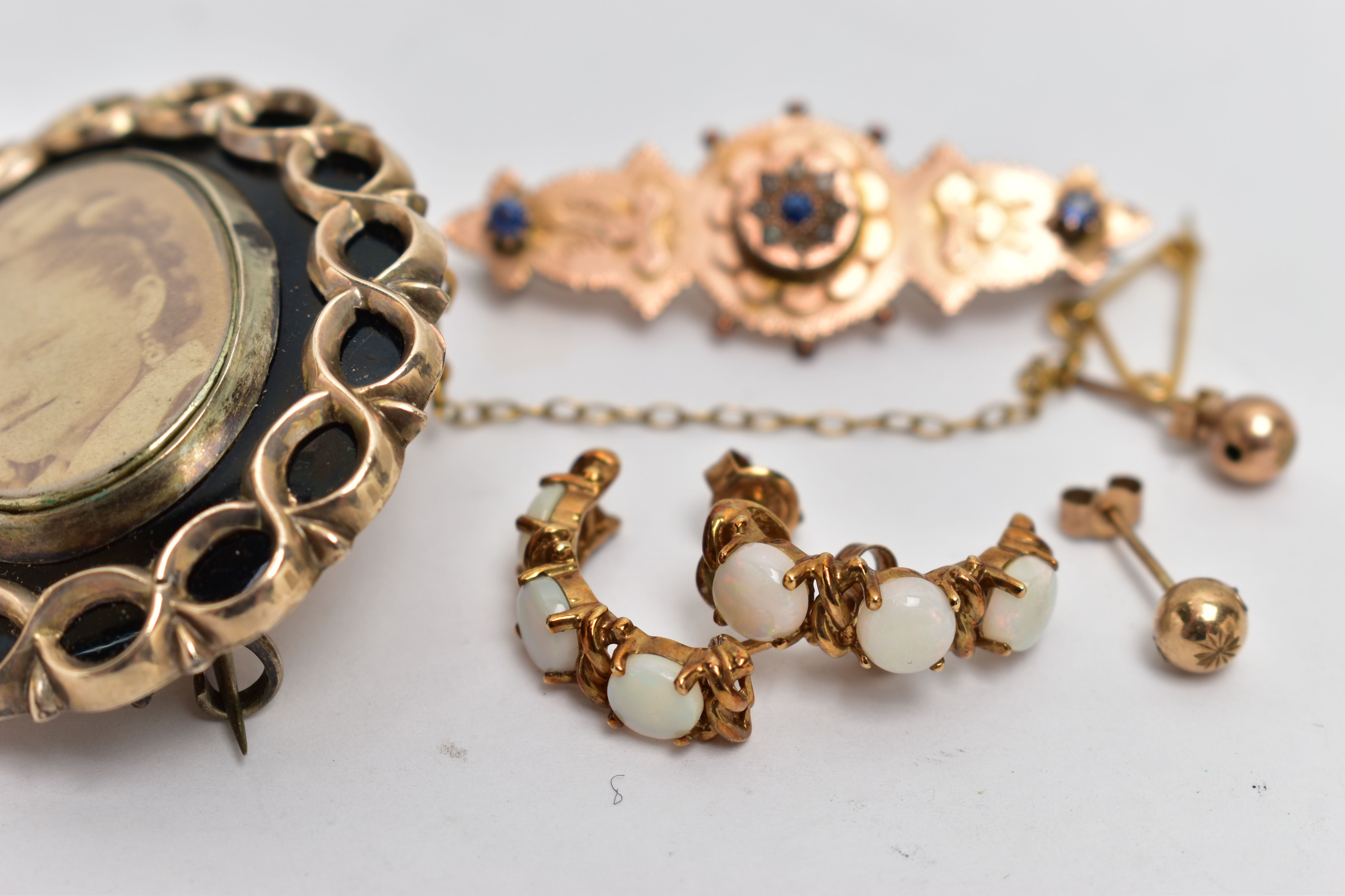A VICTORIAN BROOCH, EARRINGS AND A MEMORIAL BROOCH, the brooch decorated with three blue sapphires - Image 2 of 4