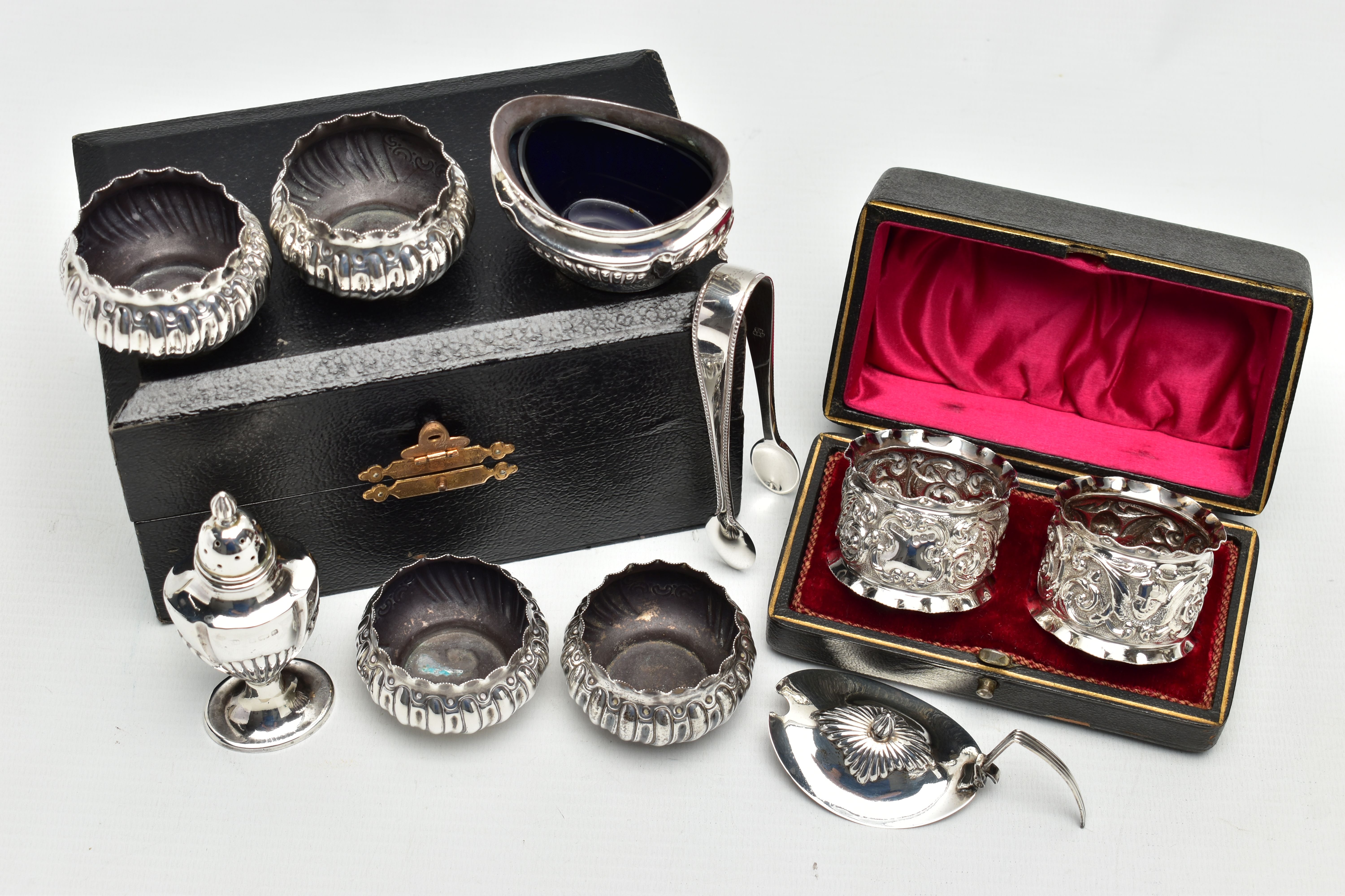 A PARCEL OF LATE VICTORIAN AND 20TH CENTURY SILVER NAPKIN RINGS, SUGAR TONGS AND CRUET ITEMS, - Image 2 of 7