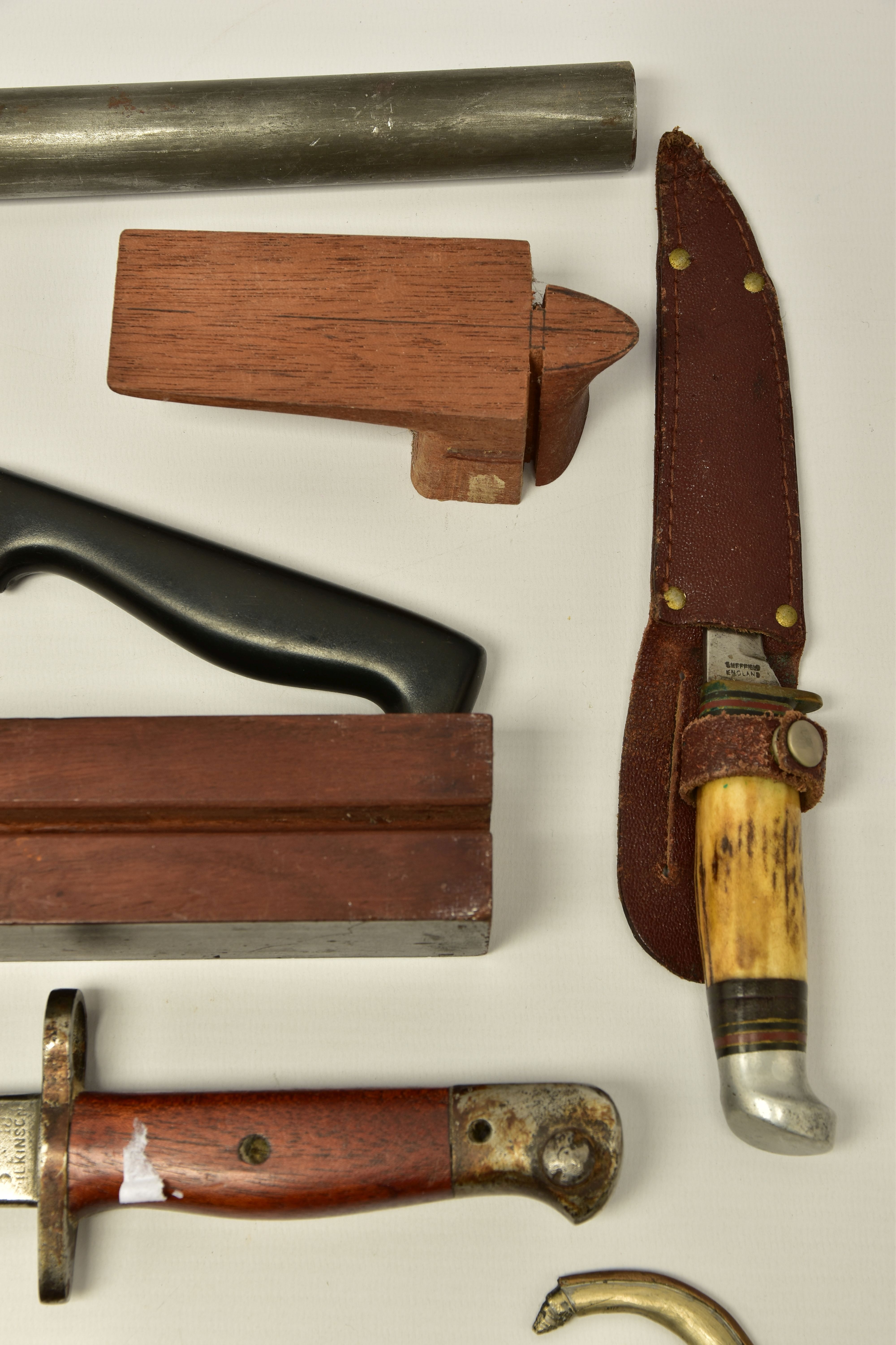 AN ARABIAN DESIGN SHEATH KNIFE, a sheath knife in leather sheath, a bayonet marked 1907 Wilkinson, a - Image 3 of 13