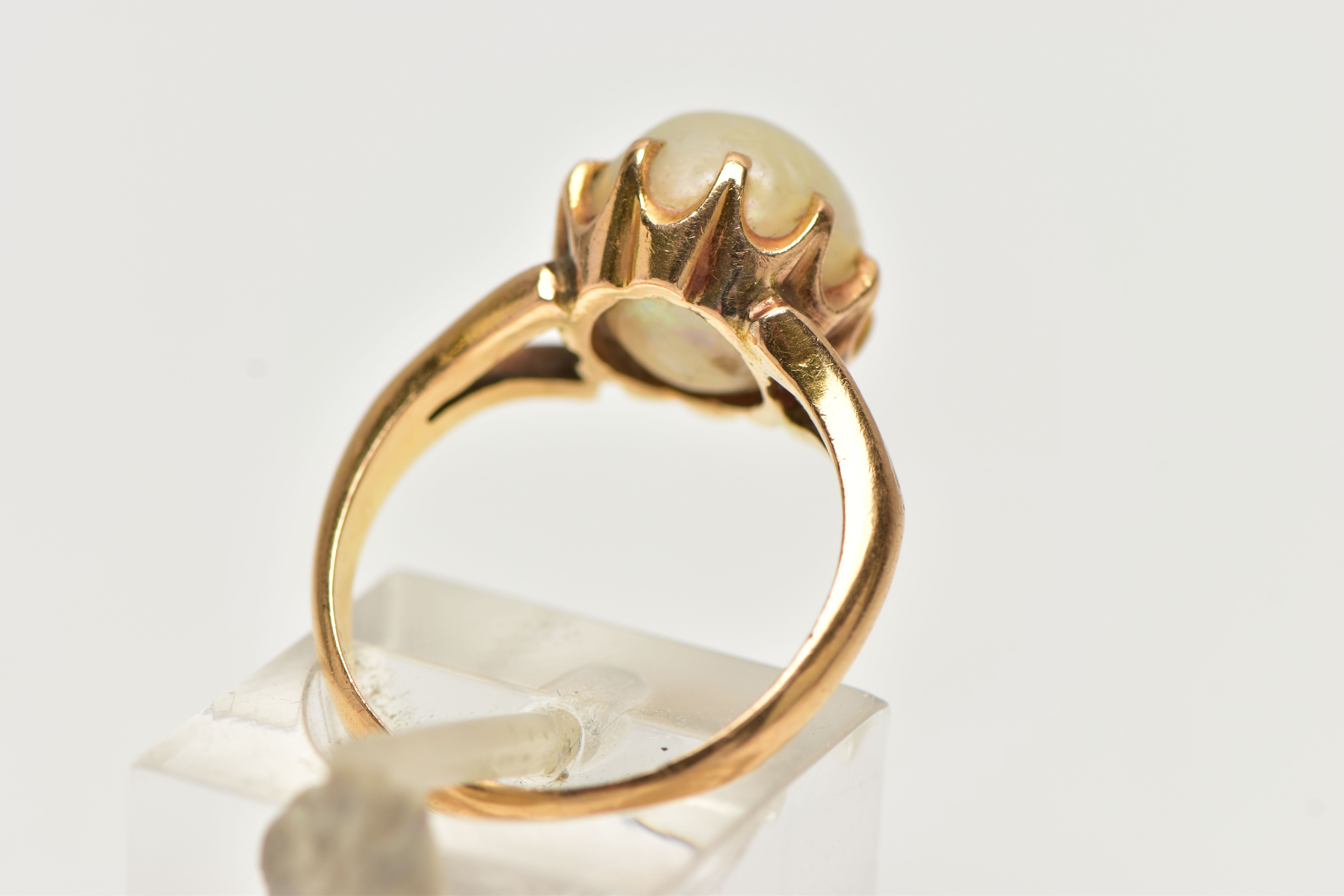AN EARLY 20TH CENTURY PEARL RING, the pearl measuring approximately 10.2mm by 8.9mm (depth 8.8mm), - Image 3 of 5