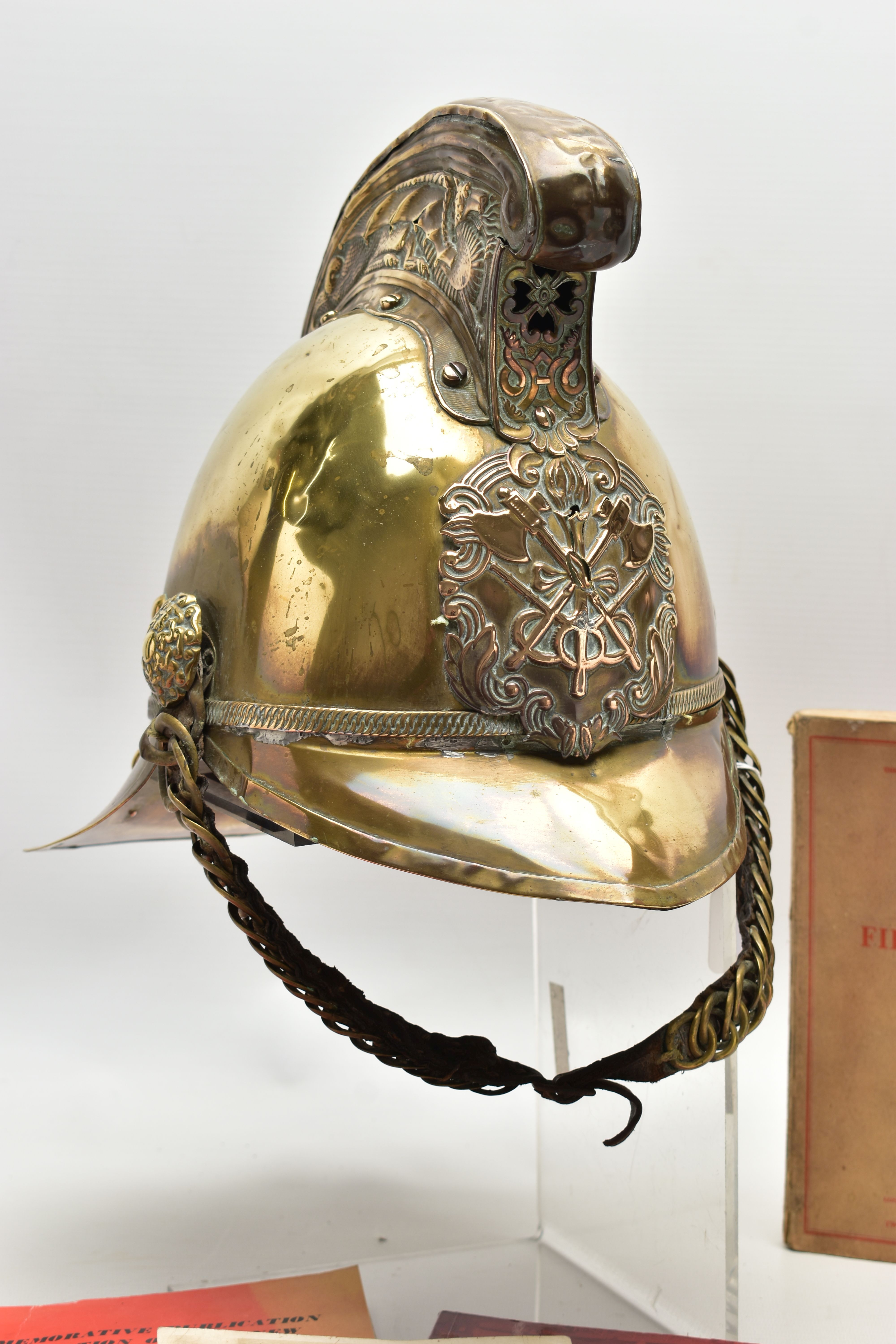 A VICTORIAN BRASS MERRYWEATHER TYPE FIREMAN'S HELMET, with a worn leather and brass chin strap and - Image 3 of 14