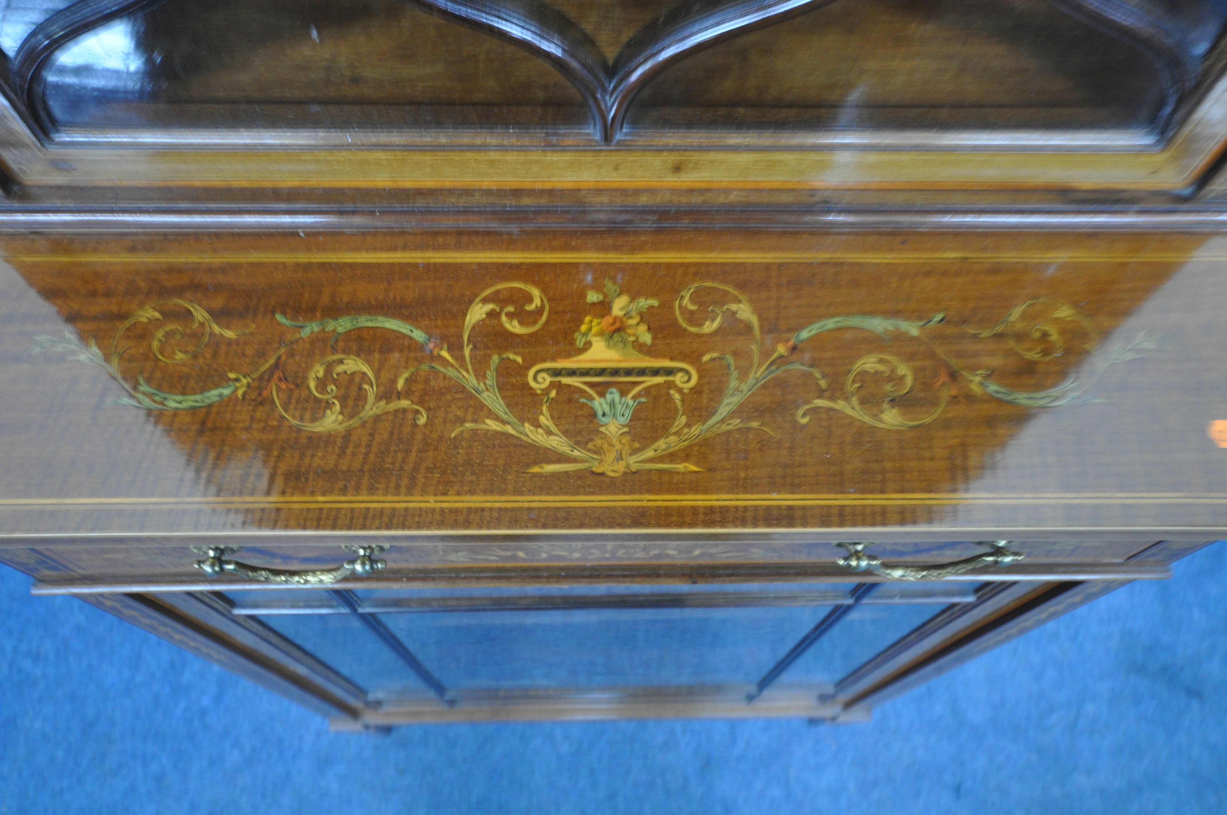A SHERATON REVIVAL STYLE MAHOGANY AND MARQUETRY INLAID BOOKCASE, labelled verso Edwards and - Image 4 of 6
