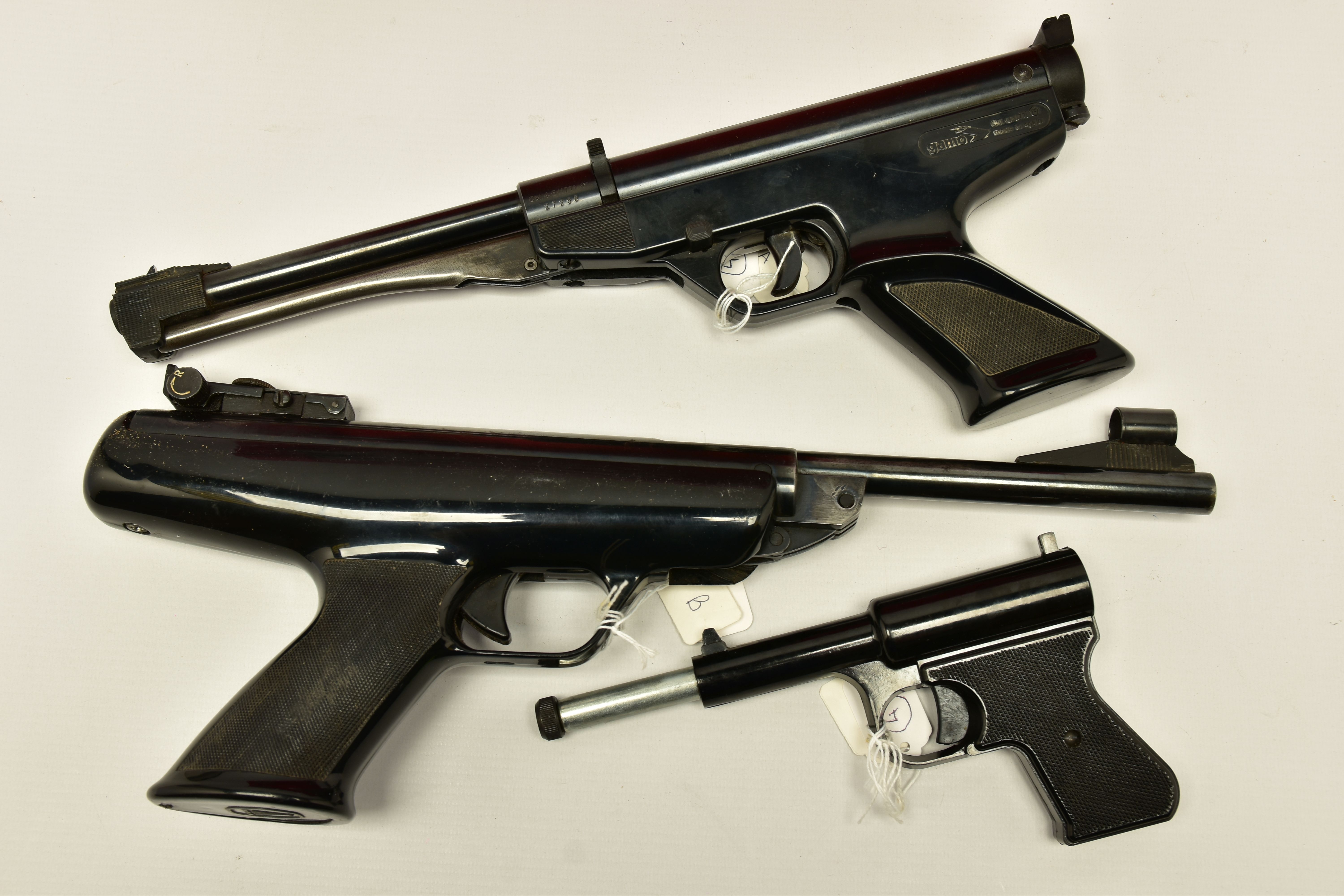 THREE AIR PISTOLS COMPRISING A .22'' B.S.A. SCORPION AIR PISTOL with defective action, serial number - Image 3 of 7