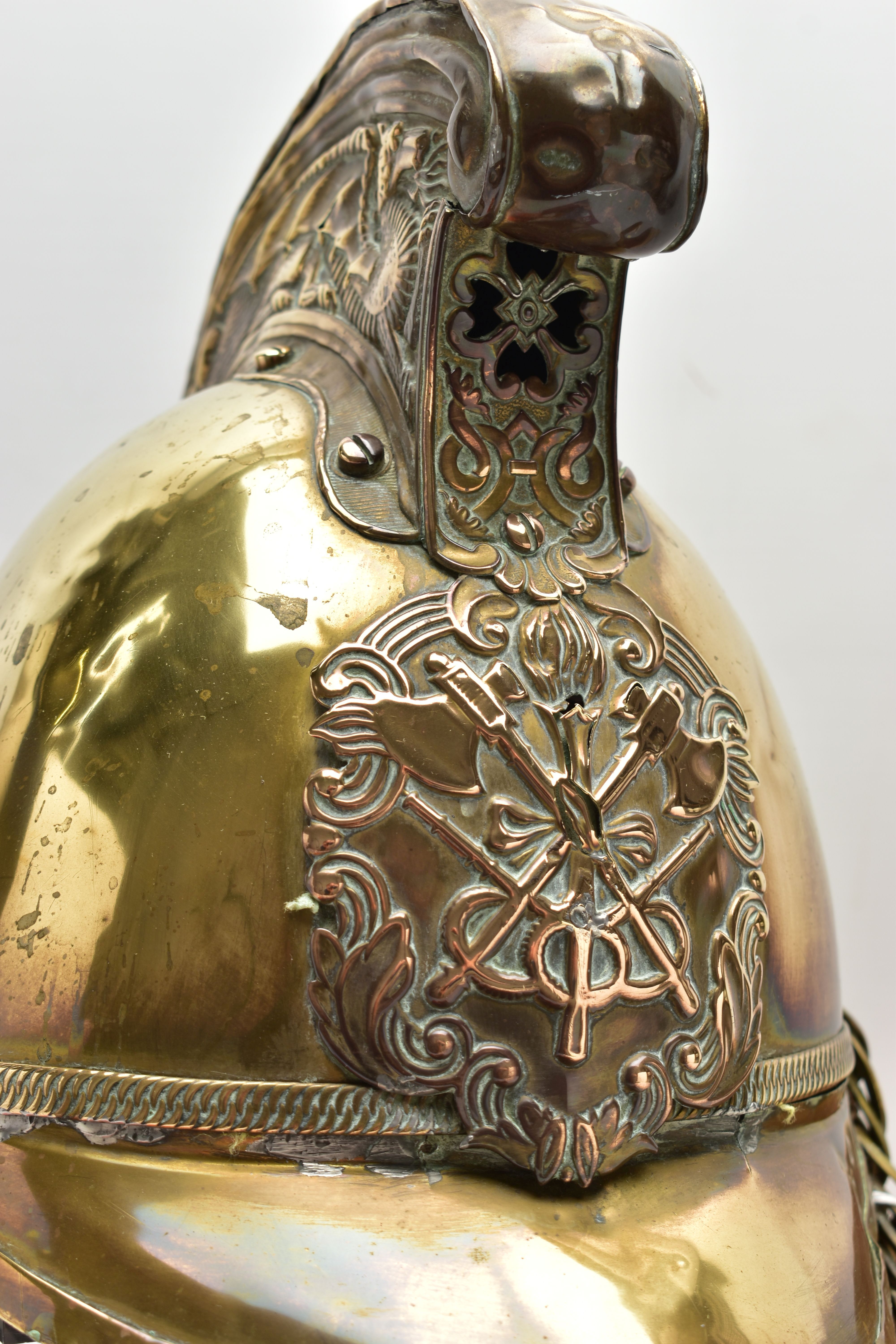 A VICTORIAN BRASS MERRYWEATHER TYPE FIREMAN'S HELMET, with a worn leather and brass chin strap and - Image 4 of 14