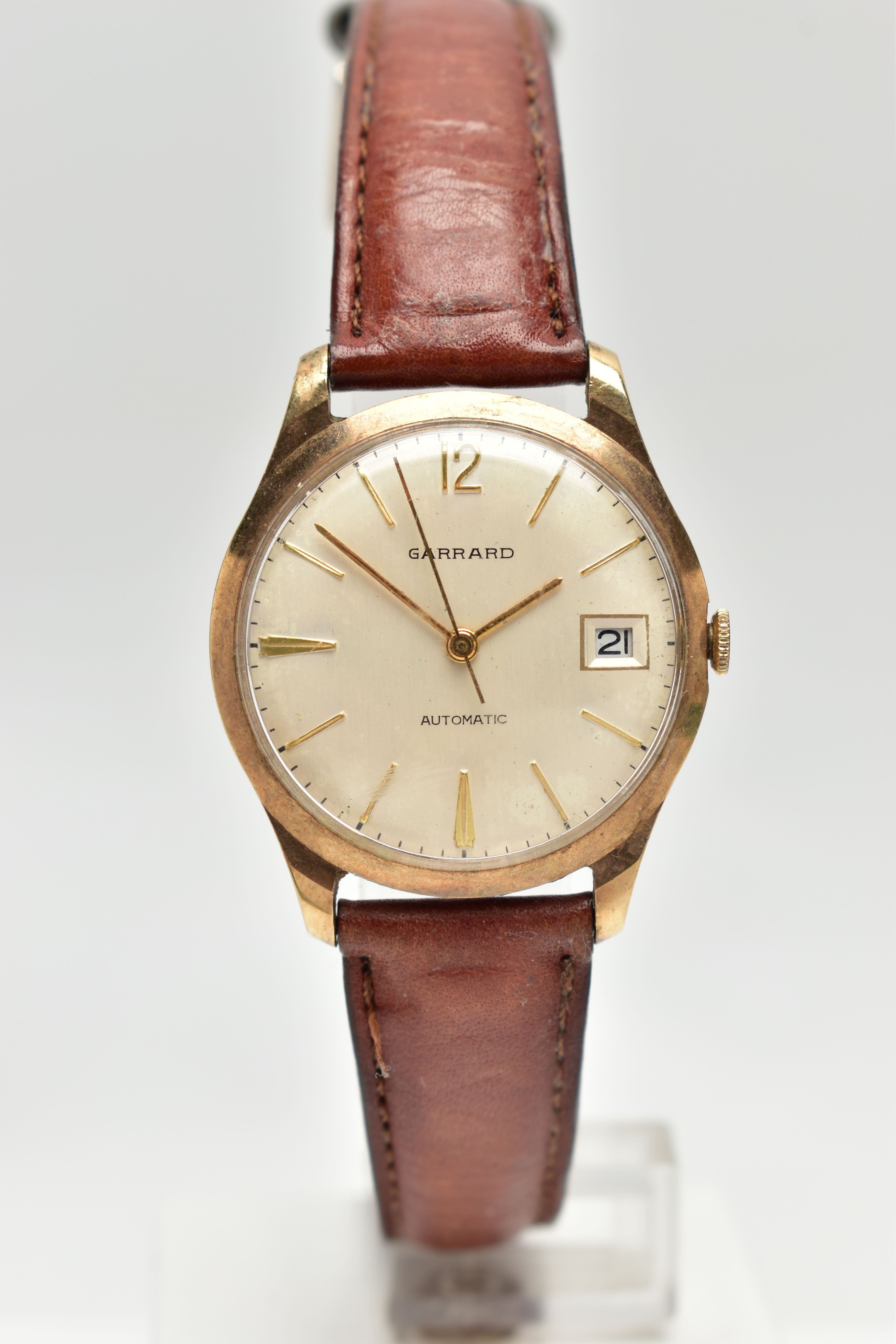 THREE WATCHES, to include a 1960s 9ct yellow gold manual wind GARRARD wristwatch, cream dial with - Image 7 of 12