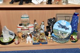 A GROUP OF CERAMICS AND OTHER ORNAMENTS, to include The Hamilton Collection 'Elvis Presley's '68