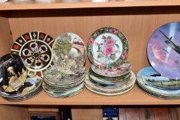 A GROUP OF PLATES, comprising a Royal Crown Derby Imari 1128 dinner plate (second quality), a