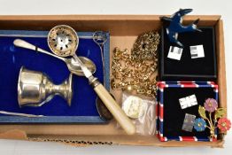 A BOXED SILVER EGG CUP AND SPOON SET, WITH OTHER ITEMS, polished egg cup with gilt interior,