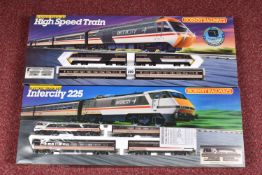 A BOXED HORNBY OO GAUGE INTERCITY 125 HIGH SPEED TRAIN SET, No.R695, version featuring Supersound,