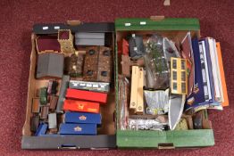 A QUANTITY OF BOXED AND UNBOXED ASSORTED OO GAUGE MODEL RAILWAY ROLLING STOCK AND ACCESSORIES, a