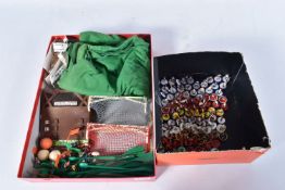 A QUANTITY OF UNBOXED AND ASSORTED SUBBUTEO PLAYERS AND ACCESSORIES, unboxed heavyweight teams, No'