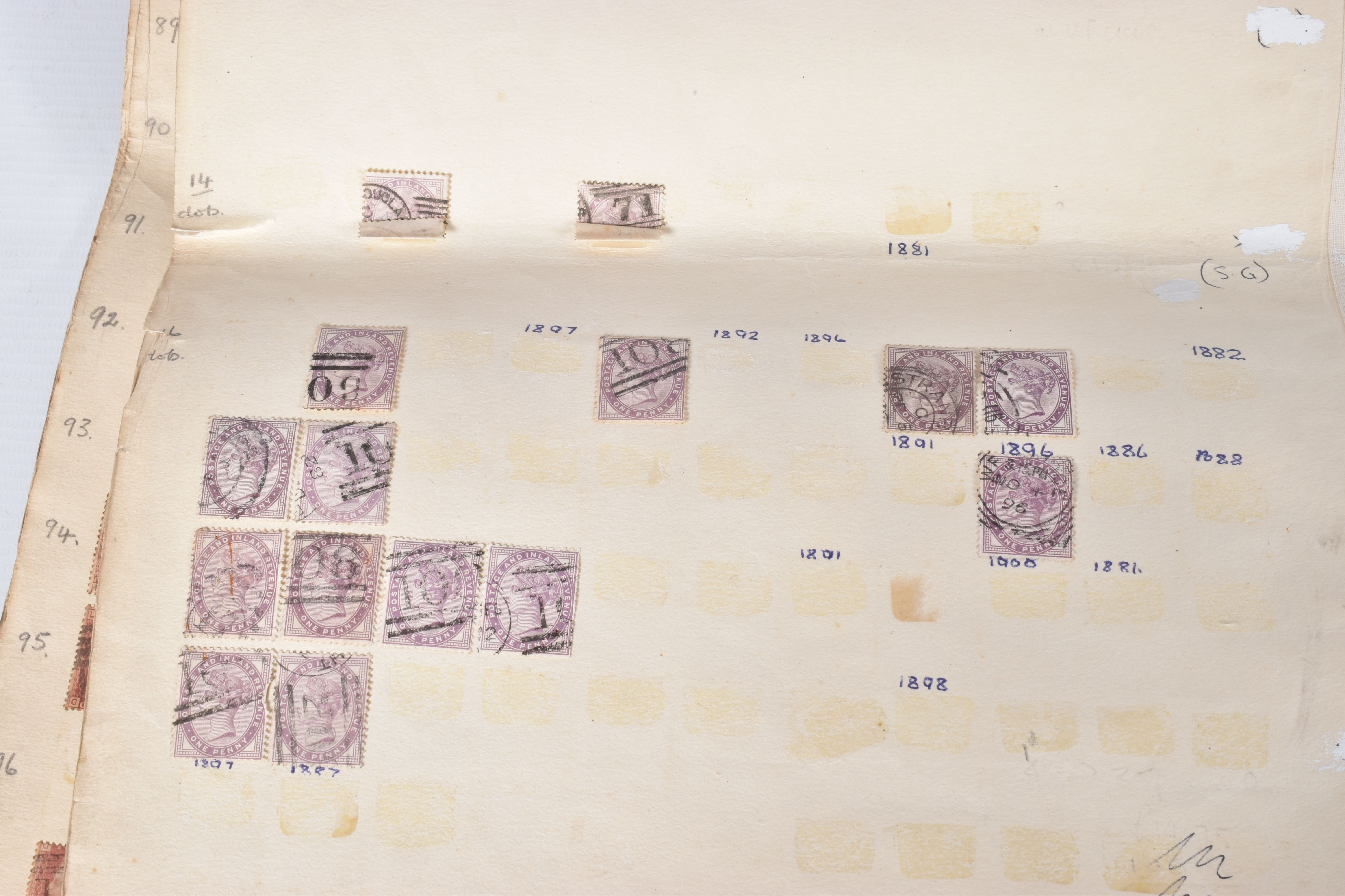 LARGE OLD FOLIO OF GB OLDER LOW VALUE USED STAMPS, main interest in approximately one hundred and - Image 7 of 9