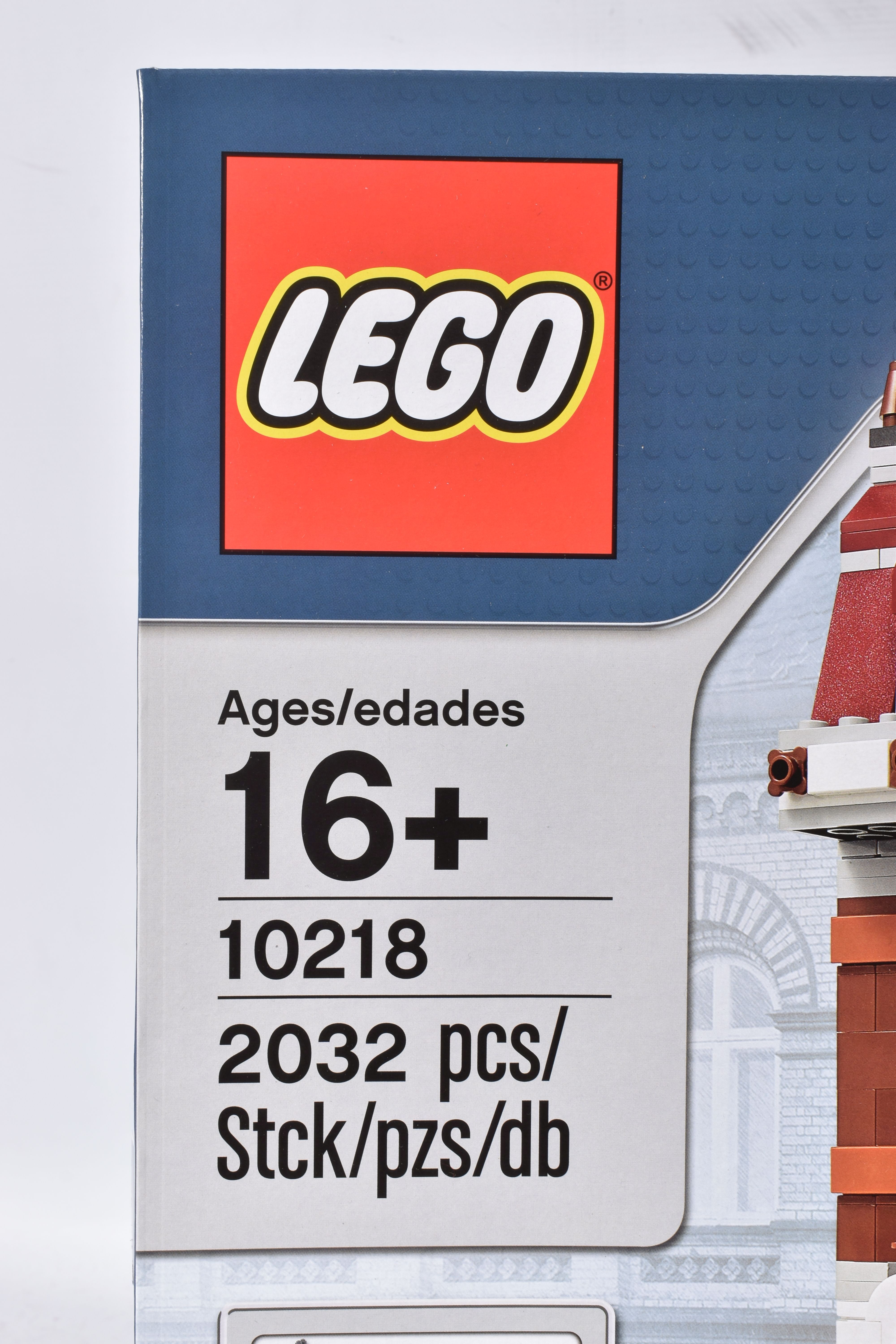 A FACTORY SEALED LEGO CREATOR EXPERT PET SHOP, model no. 10218, 2032 pieces, never opened with - Image 3 of 25
