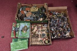 A QUANTITY OF ASSORTED DEL PRADO AND OTHER HOLLOWCAST AND PLASTIC FIGURES, figures from assorted Del