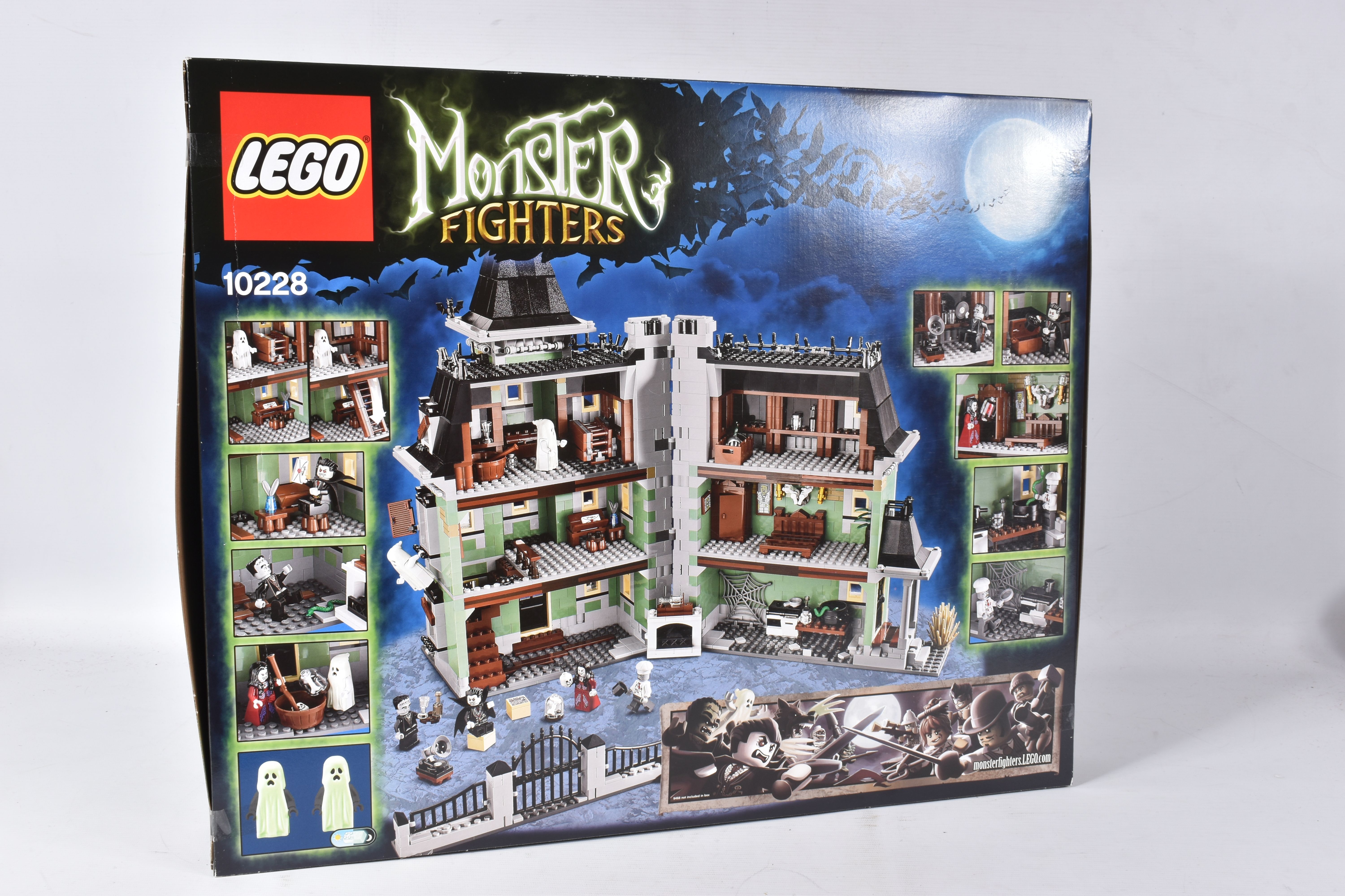 A FACTORY SEALED LEGO 'MONSTER FIGHTERS' HAUNTED HOUSE, model no. 10228, 2064 pieces, never opened - Image 4 of 27