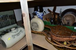 A BOX AND LOOSE KITCHENALIA, TREEN, METALWARES AND SUNDRY ITEMS, to include two small barrels,