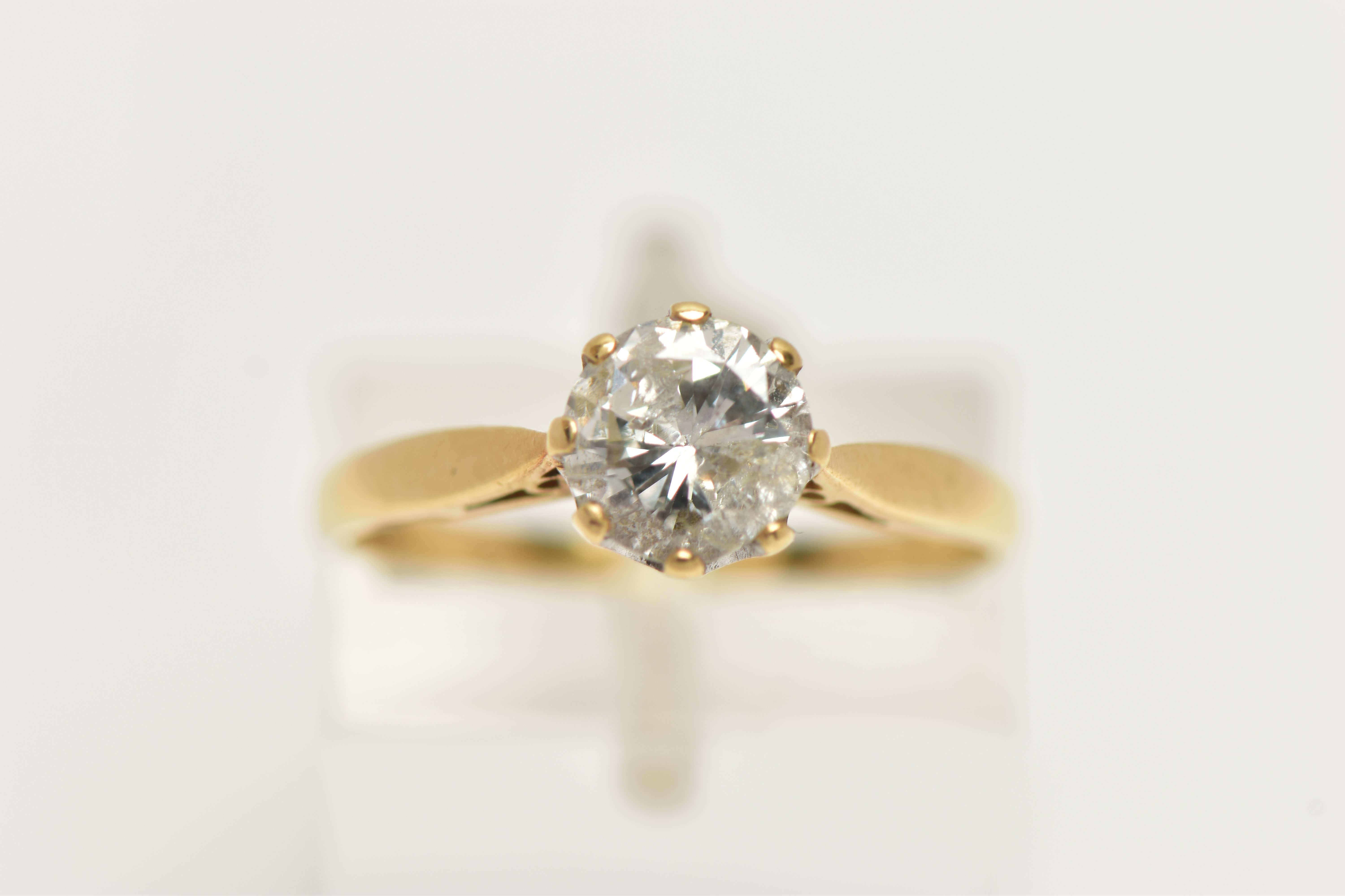 AN 18CT YELLOW GOLD, SINGLE STONE DIAMOND RING, round brilliant cut diamond in an eight claw - Image 5 of 7