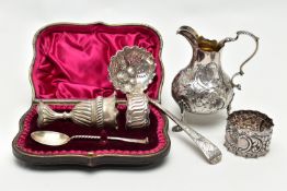 A SMALL PARCEL OF 18TH, 19TH AND 20TH CENTURY SILVER, comprising a Victorian cream jug of baluster
