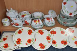 A QUANTITY OF ROYAL WORCESTER 'POPPIES' PATTERN OVEN TO TABLEWARE, comprising a boxed set of