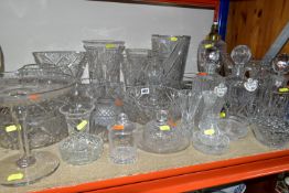 A QUANTITY OF CUT CRYSTAL AND GLASSWARES, comprising a Stuart Crystal decanter, two Edinburgh