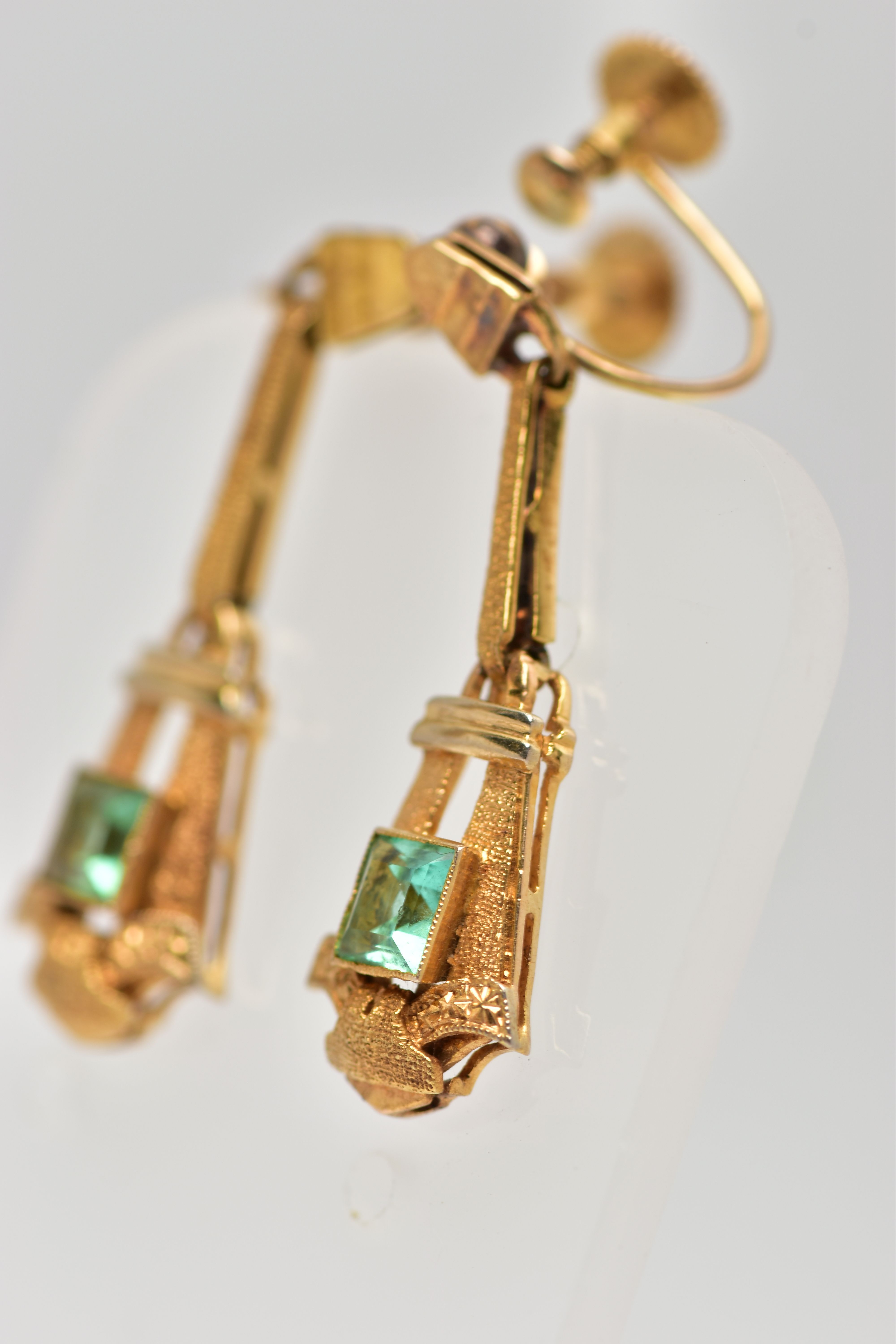 A PAIR OF EARLY 20TH CENTURY EMERALD DROP EARRINGS, each of a tapered Art Deco design set to the - Image 3 of 5