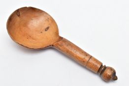 A 19TH CENTURY SCANDANAVIAN SYCAMORE SOUP SPOON, onion shaped finial, length 17.5cm (Condition