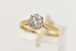 AN 18CT YELLOW GOLD, SINGLE STONE DIAMOND RING, round brilliant cut diamond in an eight claw