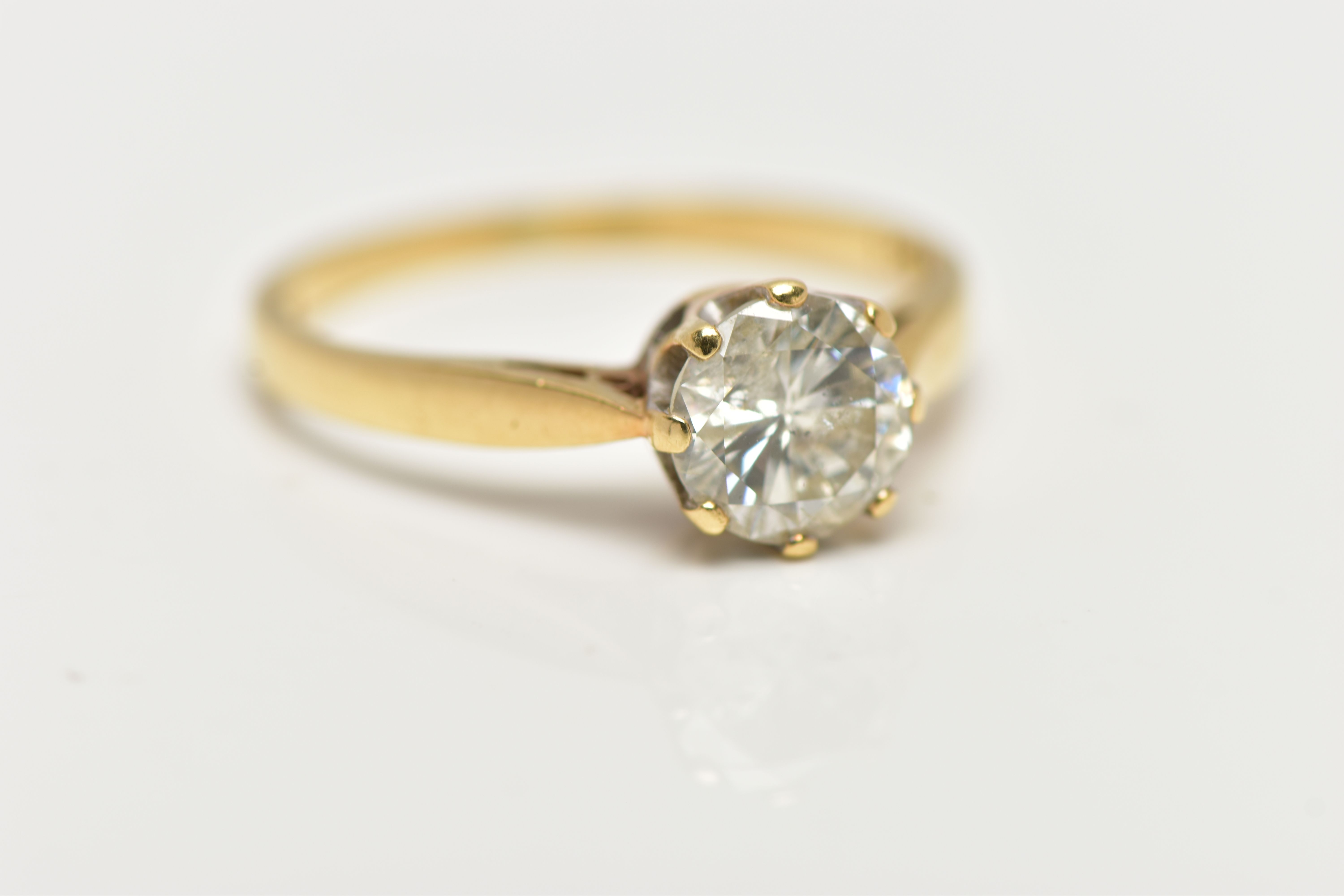 AN 18CT YELLOW GOLD, SINGLE STONE DIAMOND RING, round brilliant cut diamond in an eight claw - Image 6 of 7