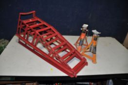 A PAIR OF HILKA 2 TONNE CAR RAMPS and a pair of Halfords axle stands (4)