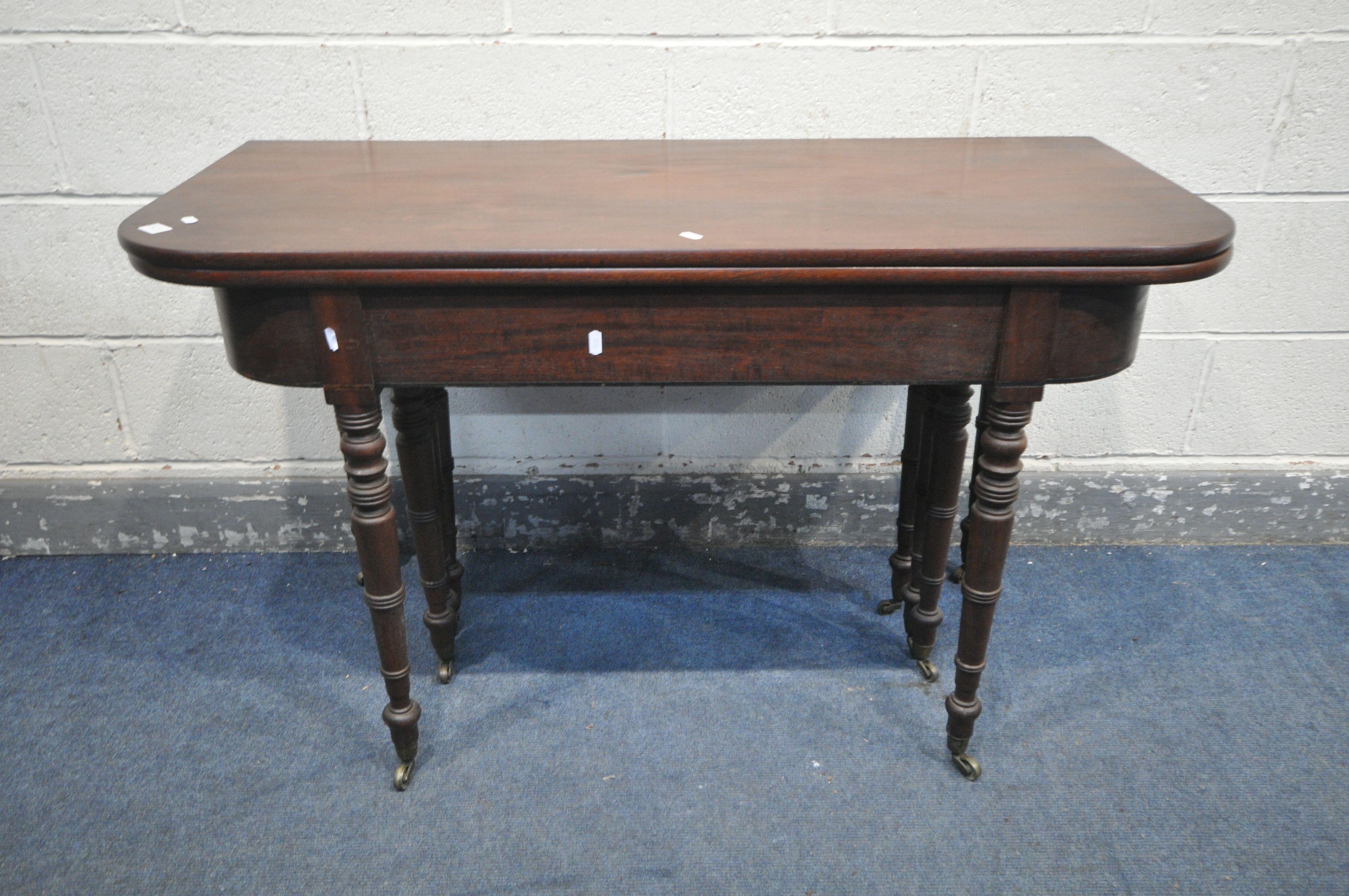 A REGENCY MAHOGANY CONCERTINA ACTION EXTENDING DINING TABLE, with two sized additional leaves, on - Image 10 of 11