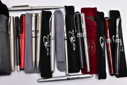 AN ASSORTMENT OF FOUNTAIN PENS, to include a 'Yves Saint Laurent' fountain pen, four 'Jinhao'
