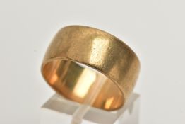 A 9CT GOLD WIDE BAND RING, polished wide band, approximate width 9.8mm, hallmarked 9ct Birmingham,