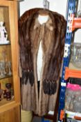 A GROUP OF VINTAGE FUR COATS AND FUR STOLES, comprising a caramel coloured mid length coat, a