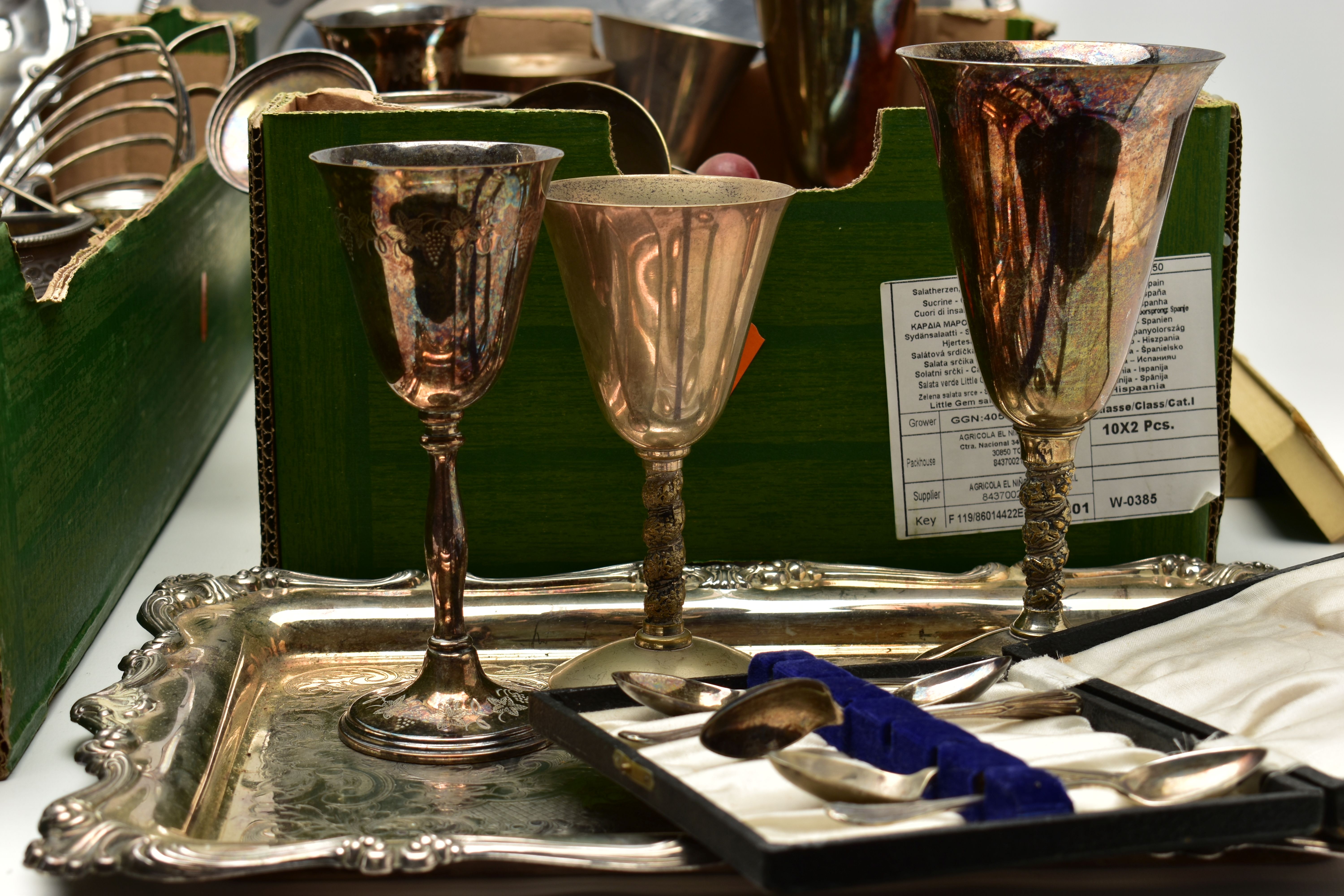 TWO BOXES OF ASSORTED WHITE METAL WARE, to include EPNS trays, toast racks, plate coasters, - Image 4 of 6