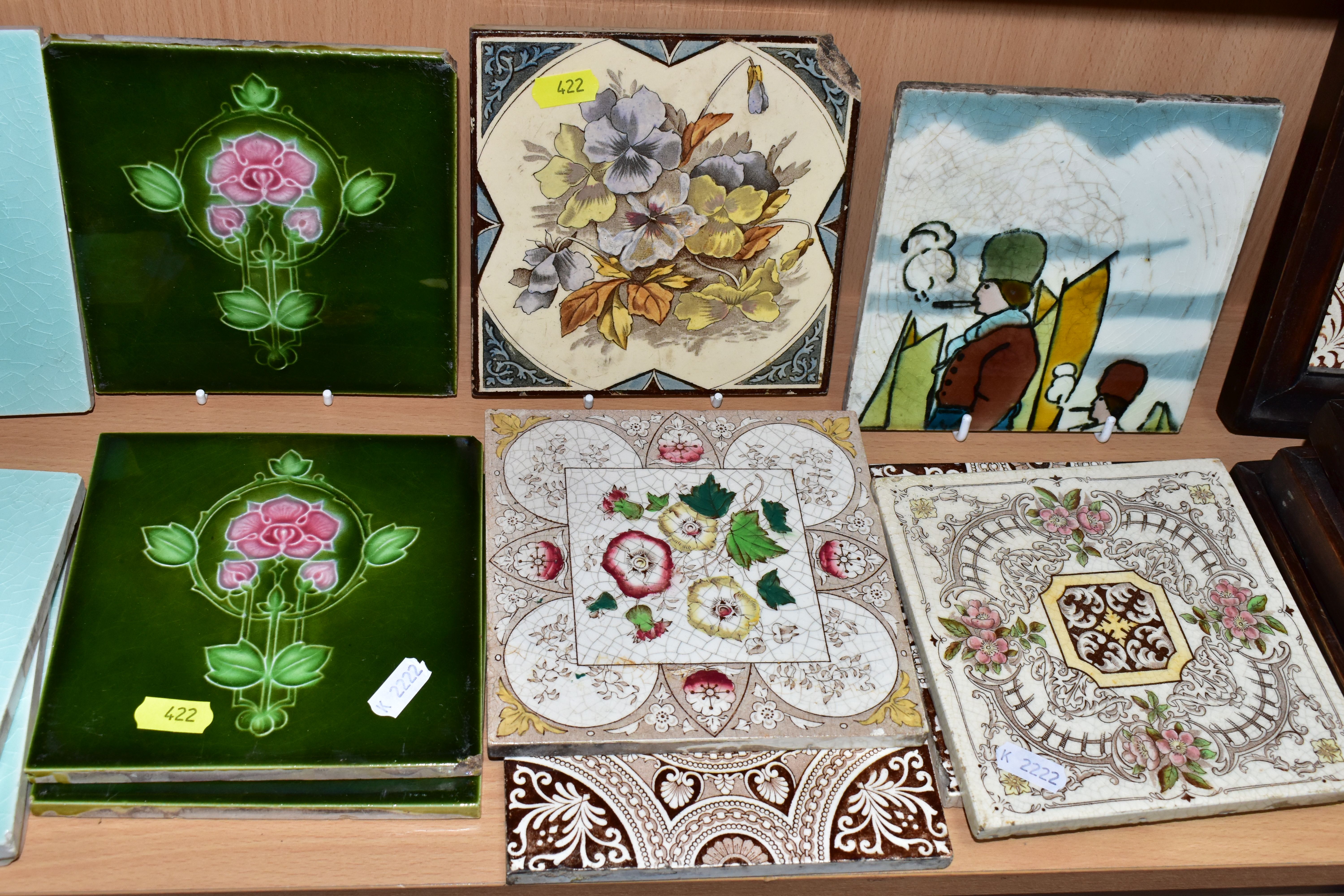 A COLLECTION OF TWENTY NINE VICTORIAN, EDWARDIAN AND LATER FRAMED AND LOOSE TILES, majority appear - Image 6 of 6