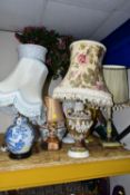 A GROUP OF TABLE LAMPS, comprising a pair of metal candle stands, a white jardinière with a raised