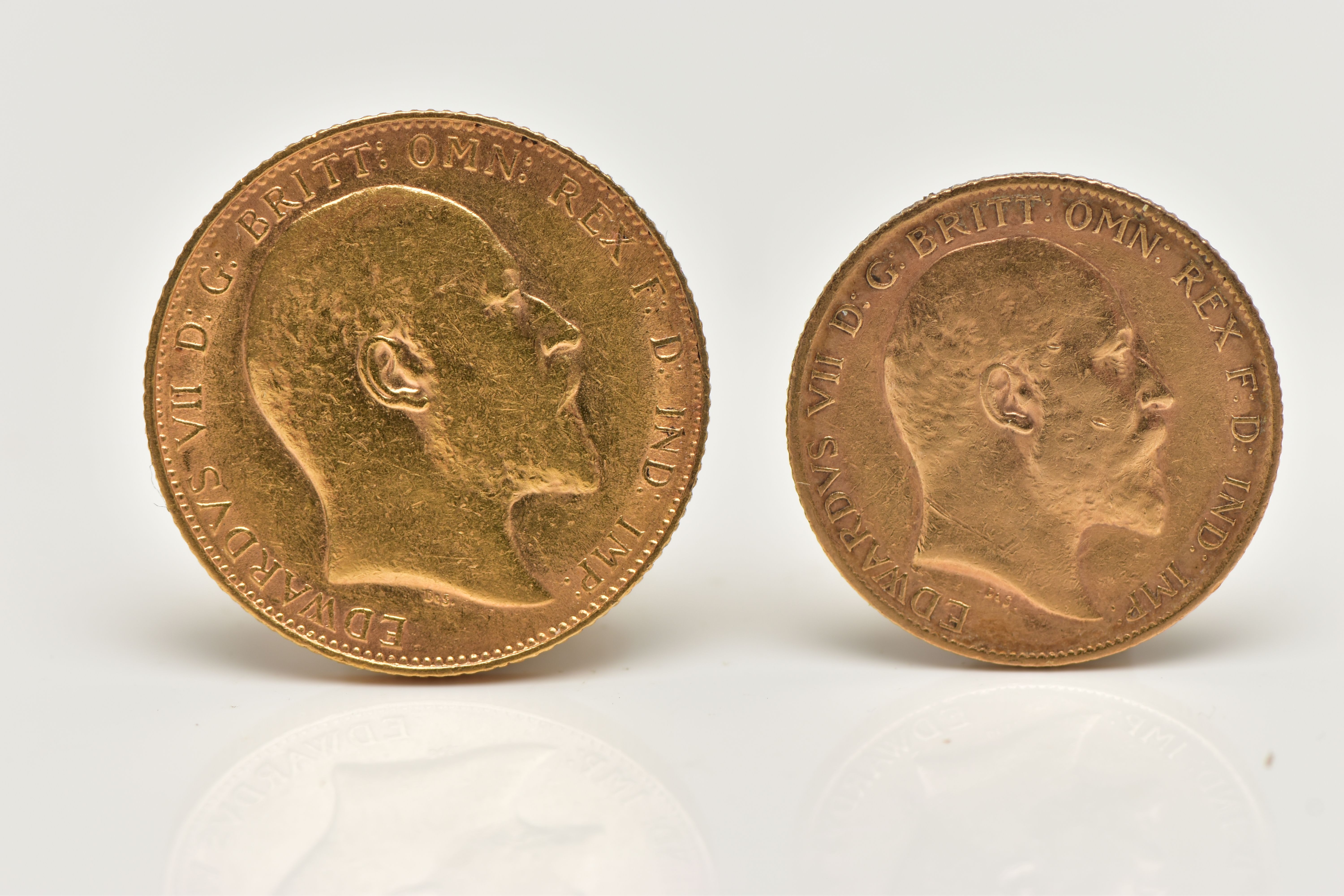 A FULL AND HALF GOLD SOVEREIGN PAIR EDWARD VII 1910, full sovereign 7.98 gram, 91.67 fine, 22.05mm - Image 2 of 2