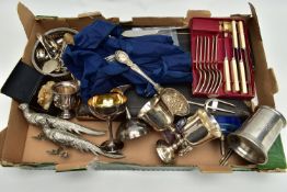 A BOX OF ASSORTED SILVER TEASPOONS AND WHITE METAL WARE, to include four silver teaspoons, all