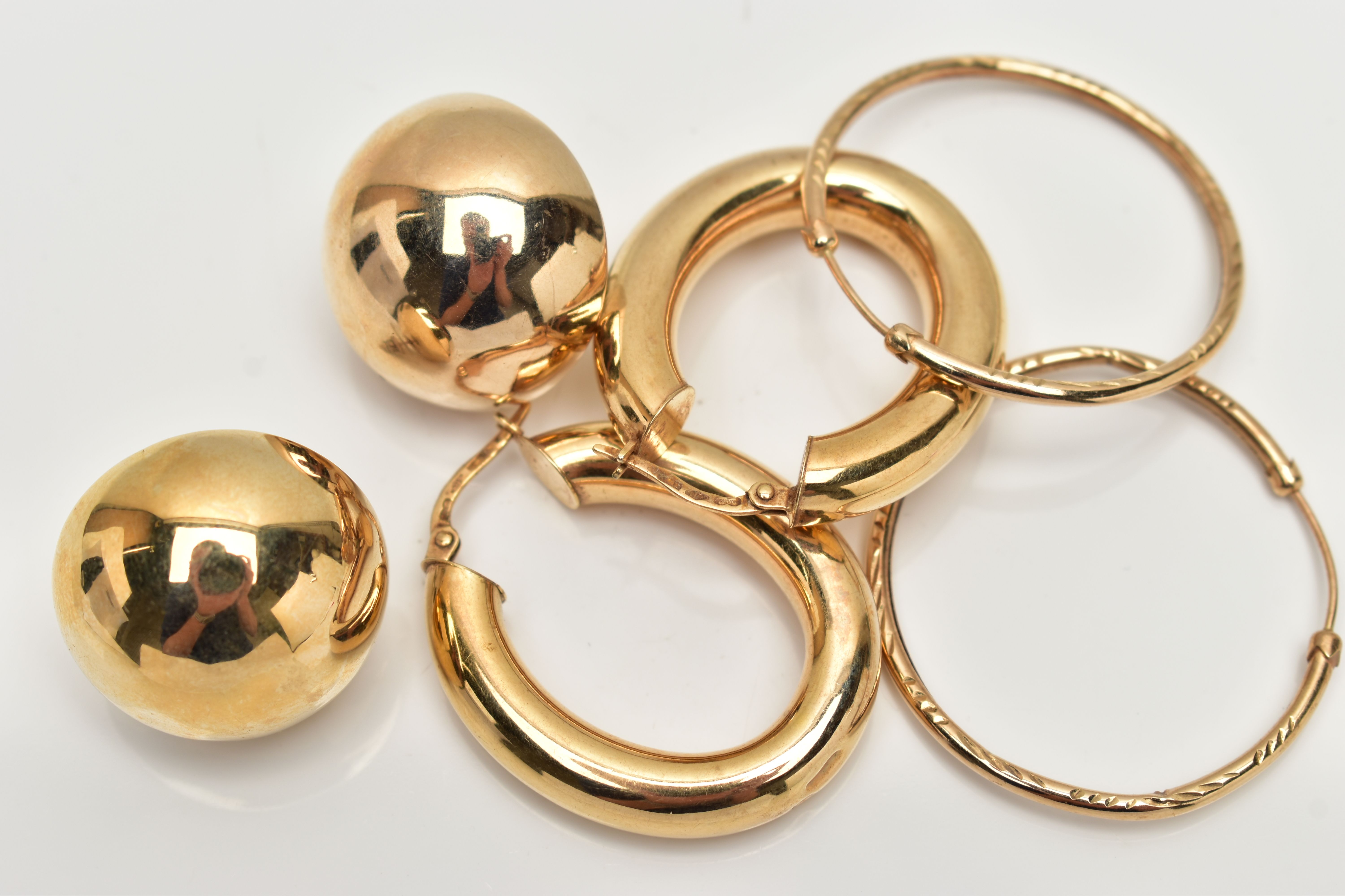 THREE PAIRS OF YELLOW METAL EARRINGS, to include a pair of hollow 9ct yellow gold domed ear studs, a - Image 2 of 3