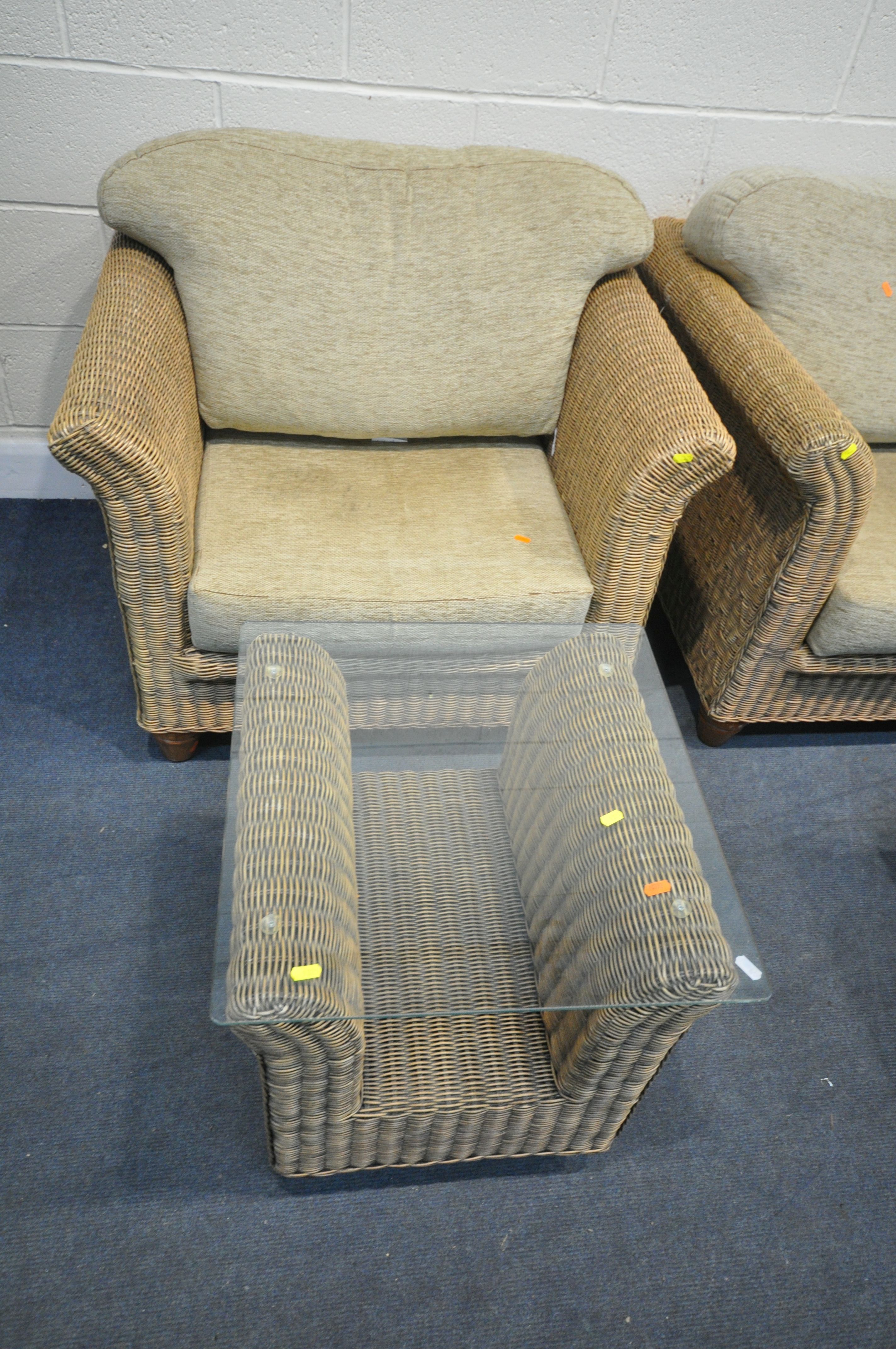 A WICKER SIX PIECE CONSERVATORY SUITE, comprising a two seater sofa, length 152cm, two armchairs, - Image 2 of 5