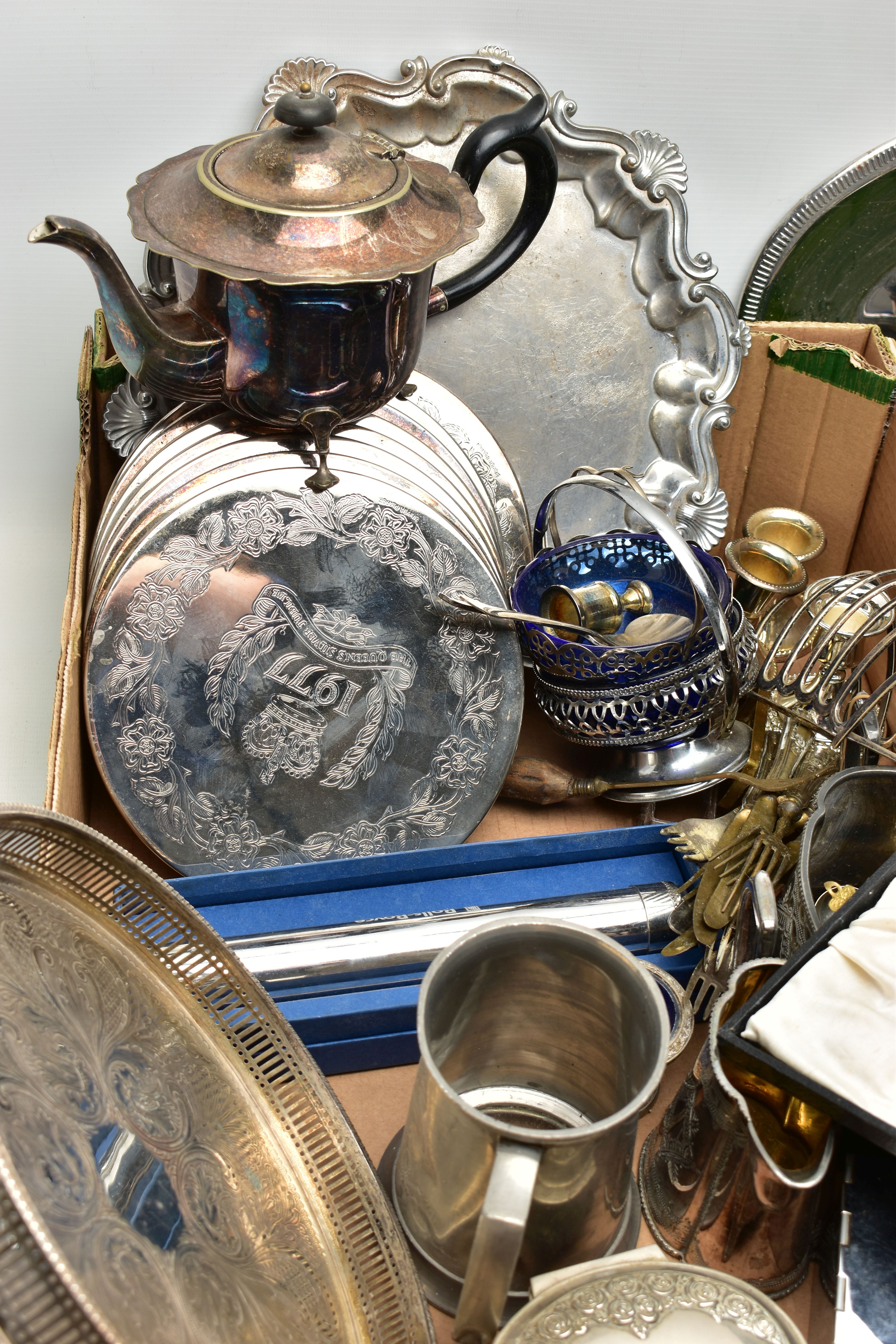 TWO BOXES OF ASSORTED WHITE METAL WARE, to include EPNS trays, toast racks, plate coasters, - Image 2 of 6