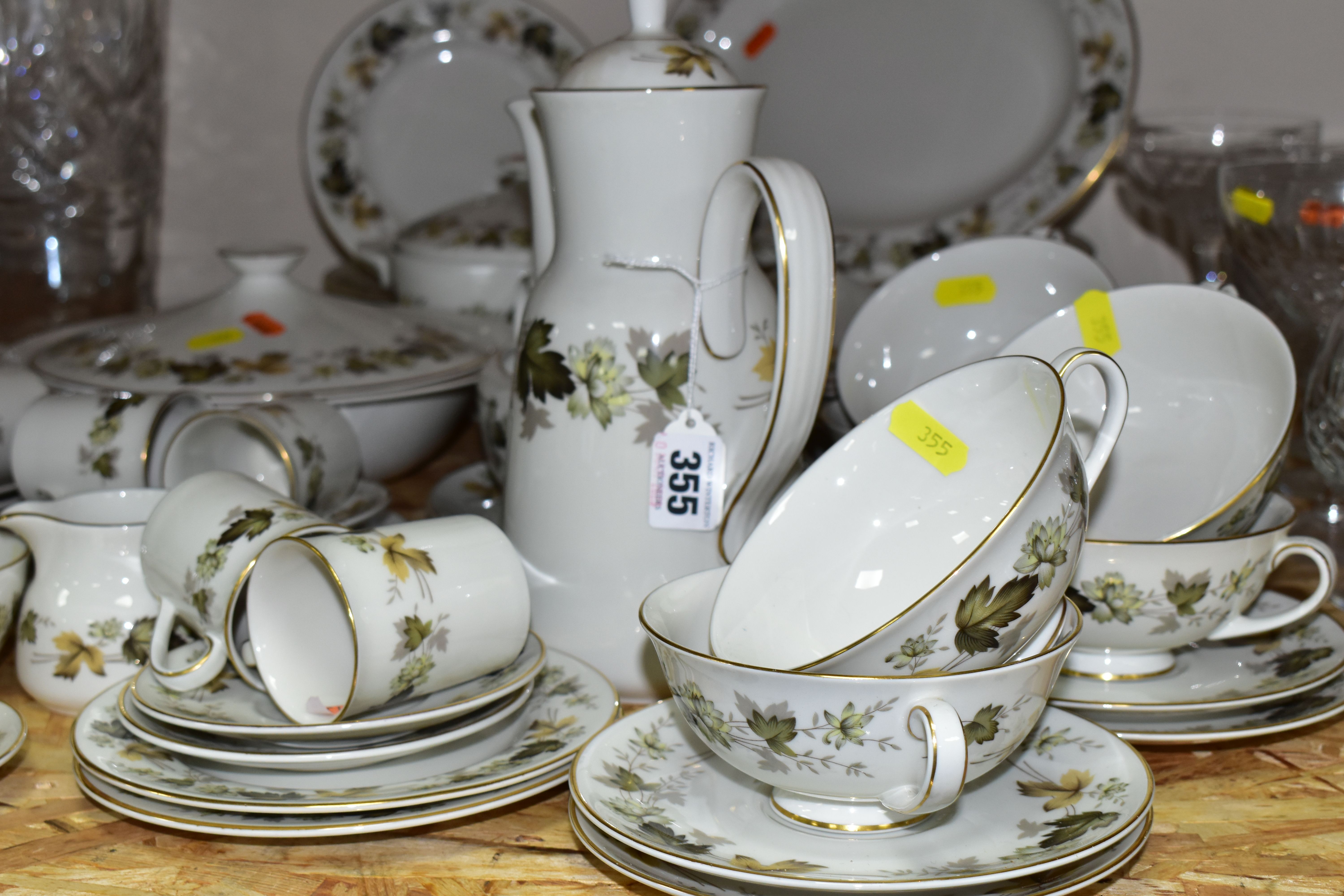 A ROYAL DOULTON 'LARCHMONT' PATTERN DINNER AND COFFEE SET, comprising two covered tureens, one - Image 4 of 5