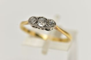A THREE STONE DIAMOND RING, three old cut diamonds, approximate total diamond weight 0.30ct, set