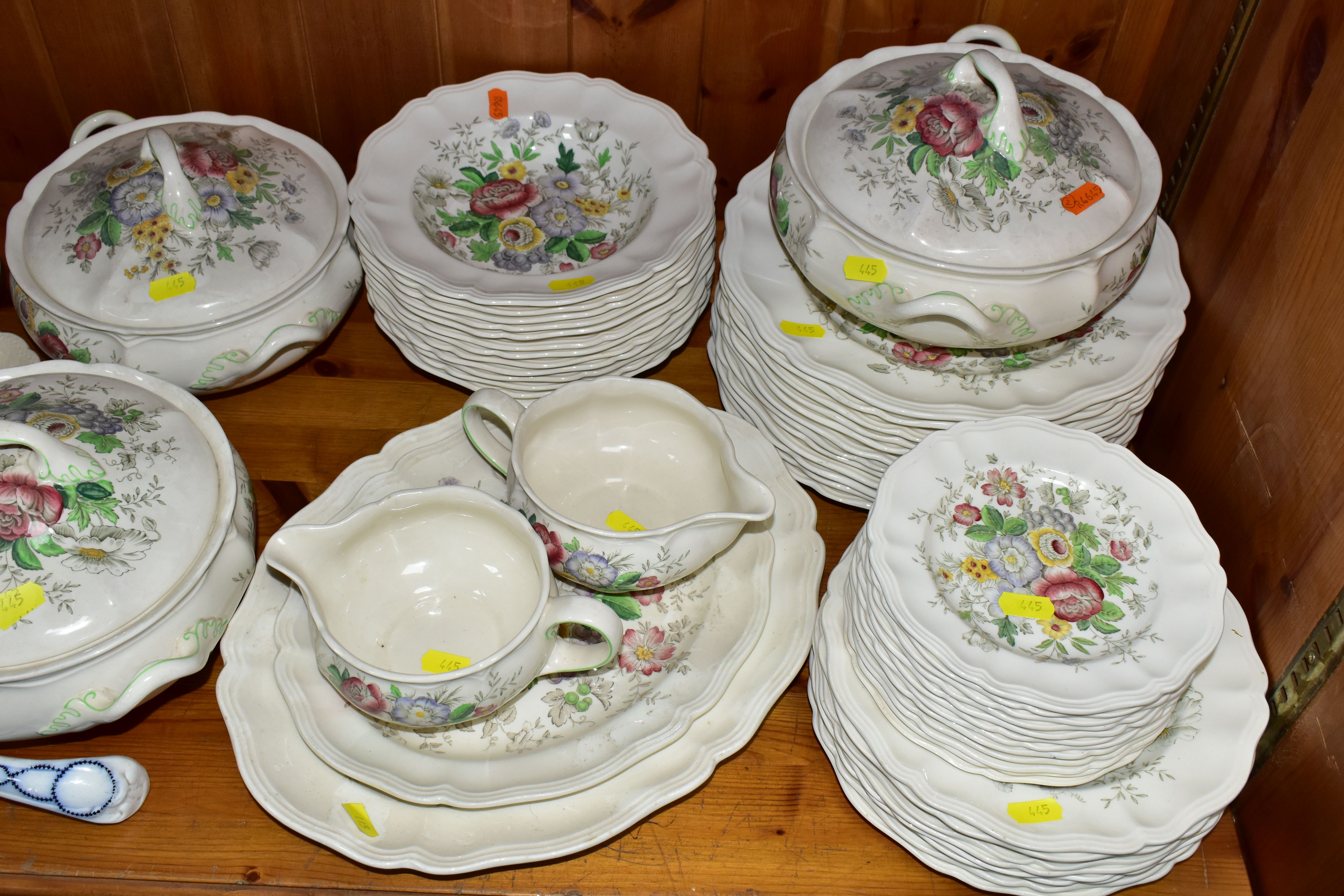 A ROYAL DOULTON 'MALVERN' PATTERN D6197 DINNER SET, comprising three covered tureens, two sauce - Image 7 of 8