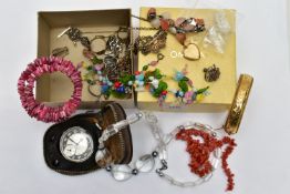 A SMALL BOX OF ASSORTED JEWELLERY, to include a rolled gold plated bangle, fitted with a push