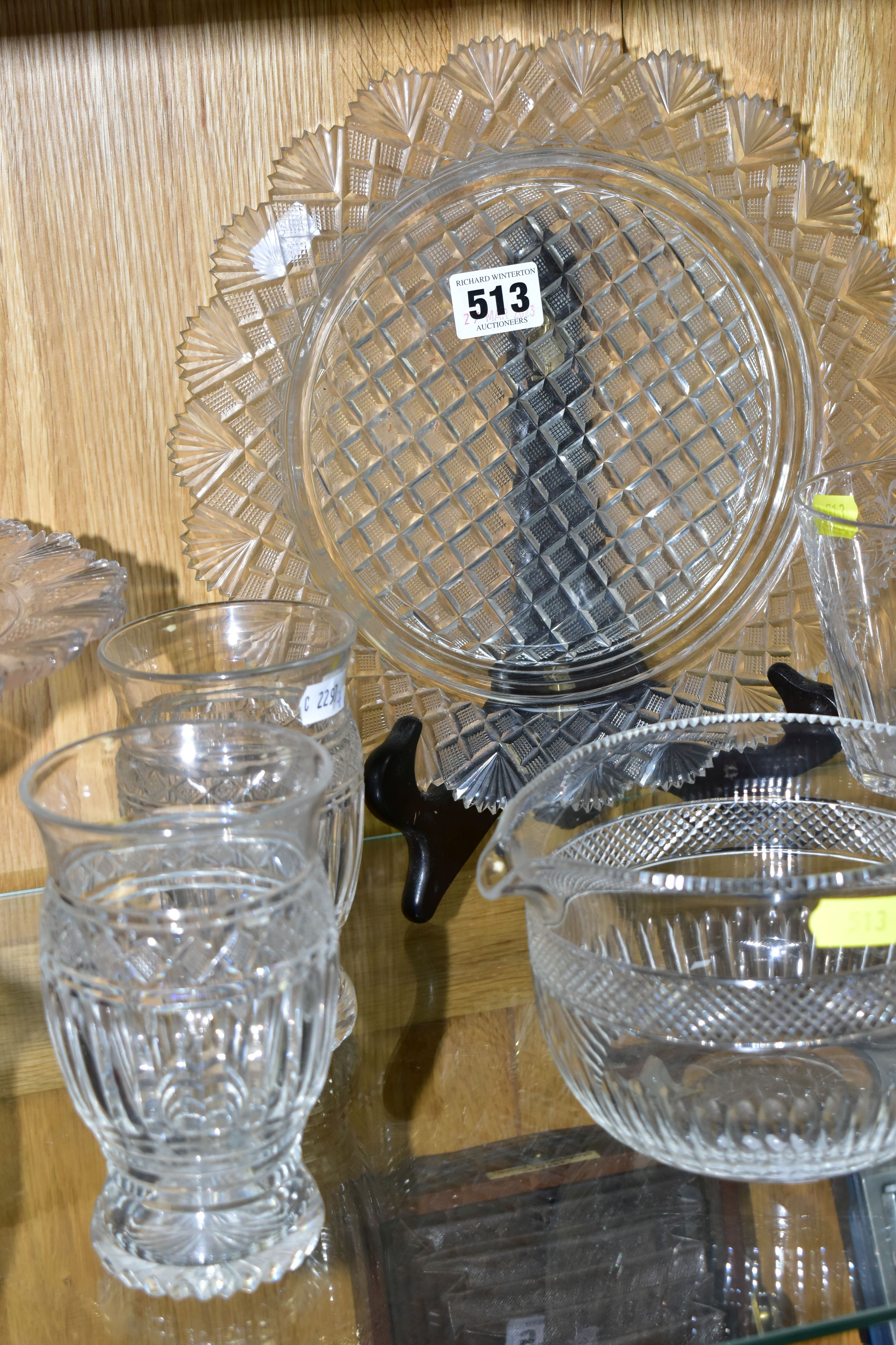 TWELVE PIECES OF 19TH AND 20TH CENTURY CUT GLASS TABLE AND STEMWARE, comprising a set of three water - Image 5 of 5